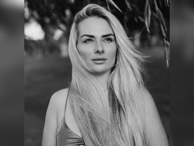 Adult chat with Prettybb888: Travel