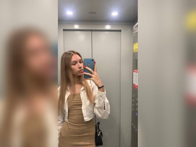 Welcome to cammodel profile for Kirraa: Dancing