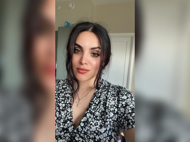 Adult webcam chat with BellaBloom: Fitness