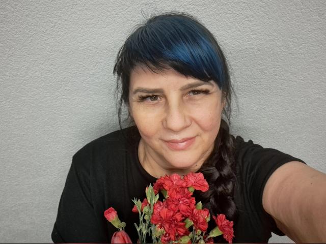 Why not cam2cam with velvetgloria