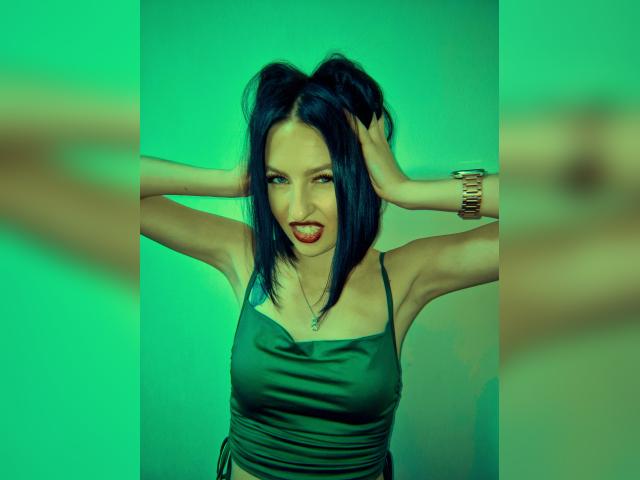 Welcome to cammodel profile for 0AliStrictMiss: Dominatrix