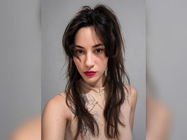 Welcome to cammodel profile for ArianeEsther: Lingerie & stockings