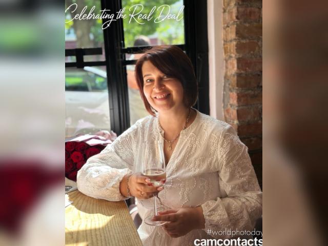 Welcome to cammodel profile for DreamLady: Lingerie & stockings
