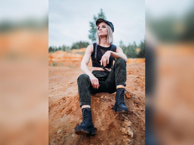Welcome to cammodel profile for Confession: Role playing