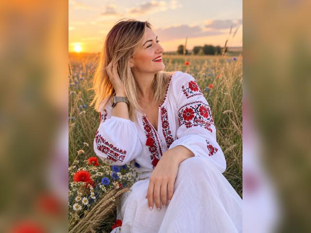 Adult chat with LilyLove25