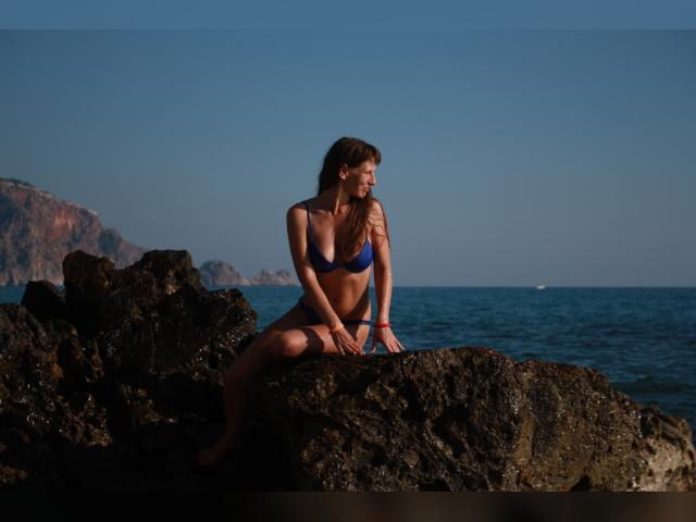 Adult chat with GreatAlina: Kissing
