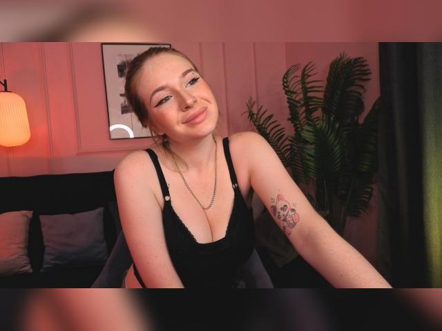 Adult chat with RinKittyy: Nails