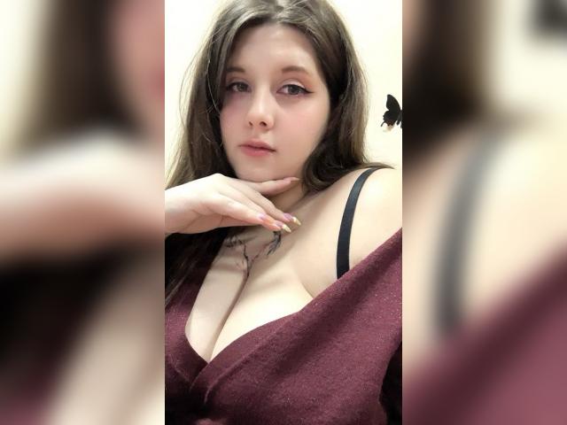 Welcome to cammodel profile for Keitane440939: Nails