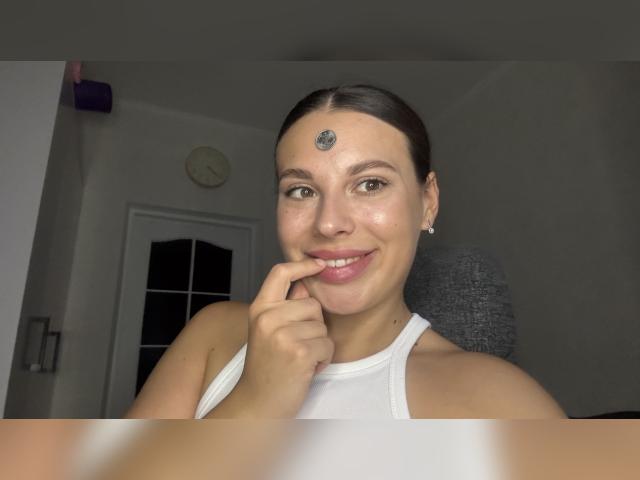 Welcome to cammodel profile for MoonriseGoddess: Ask about my other activities