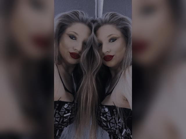 Adult chat with SupremeAriel: Leather