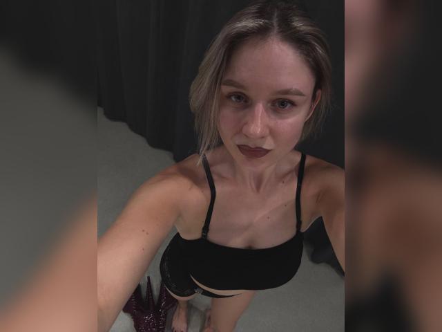 Welcome to cammodel profile for HotChocolatte: Lingerie & stockings