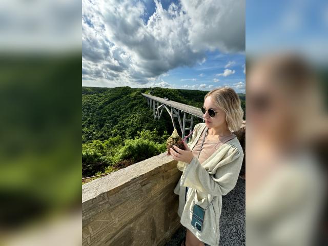 Why not cam2cam with Elymoon: Outdoor Activities