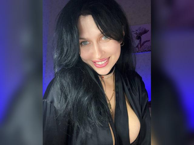 Welcome to cammodel profile for 212MissAurora: Nylons