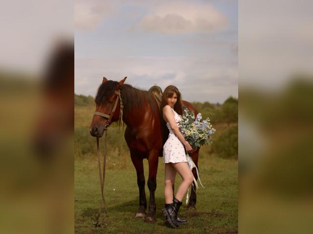 Why not cam2cam with CarolinaBrava: Outfits
