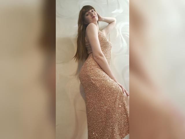 Why not cam2cam with Zaika564224: Outfits