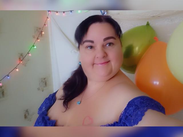 Welcome to cammodel profile for BabySweetXX: Legs, feet & shoes