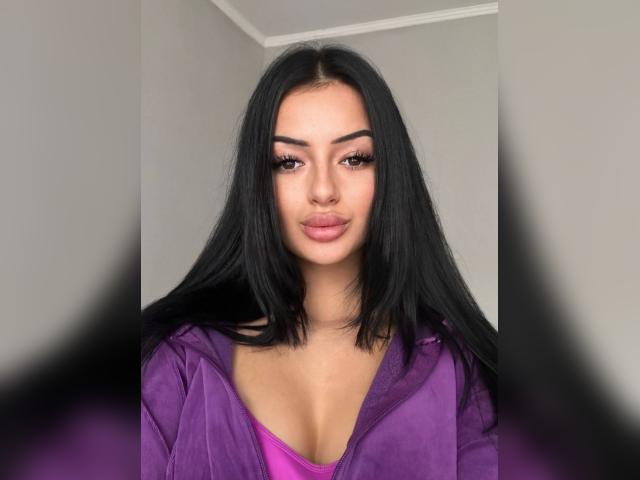Adult webcam chat with TryToCatchMe: Outdoor Activities