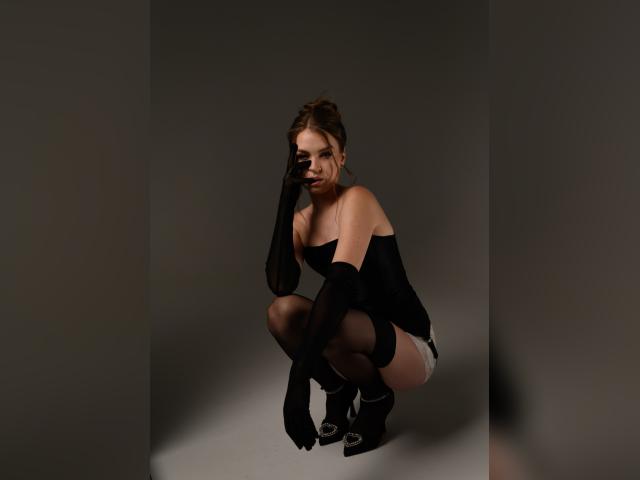 Why not cam2cam with CuteSinner: Travel