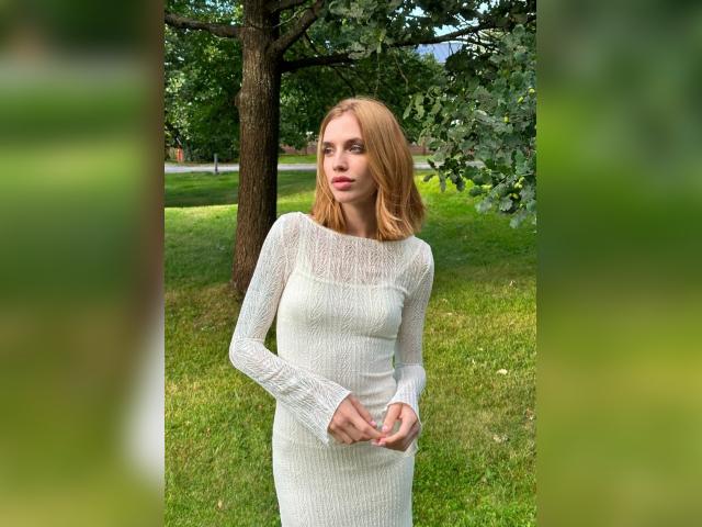 Welcome to cammodel profile for SugarBrat: Dancing