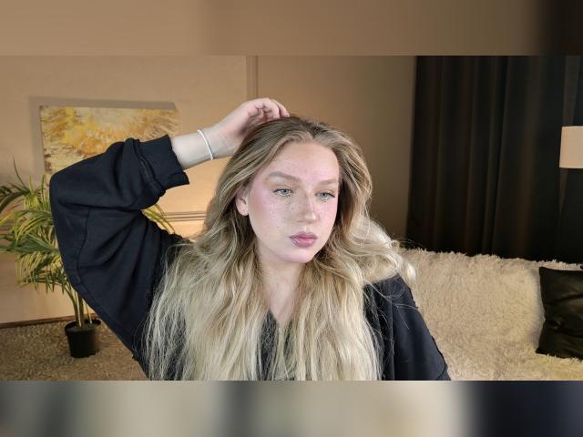Welcome to cammodel profile for JesSolar: Kissing