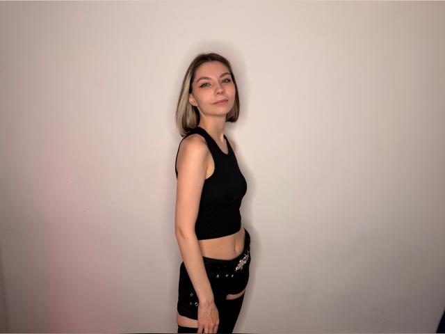 Welcome to cammodel profile for NickyPrime: Latex & rubber