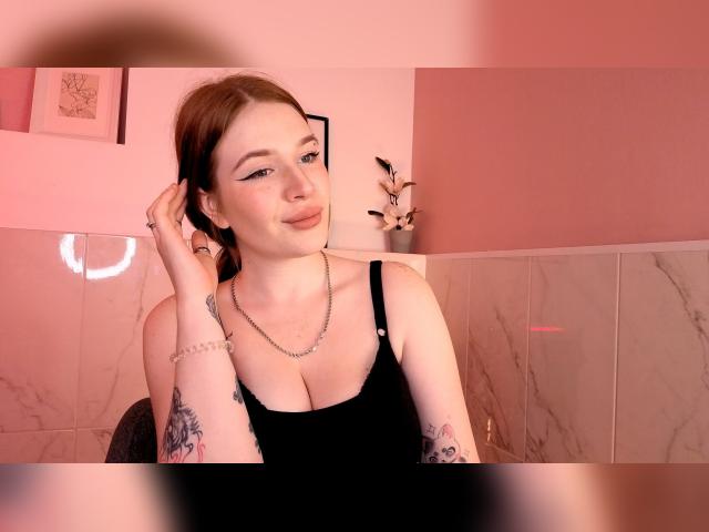 Adult chat with RinKittyy: Nails
