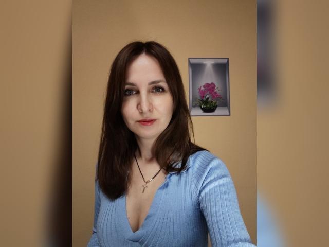 Adult chat with LisaBlonde