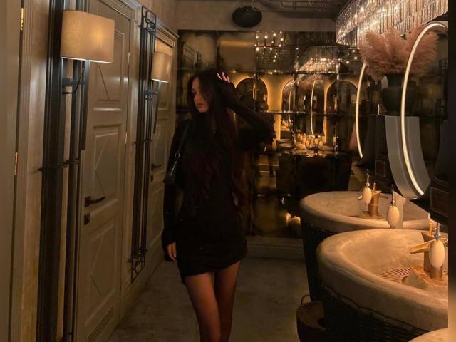 Welcome to cammodel profile for AngelAnn1: Conversation