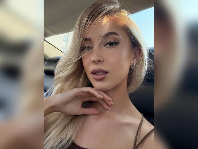 Adult chat with ShineBright333: Ask about my other interests