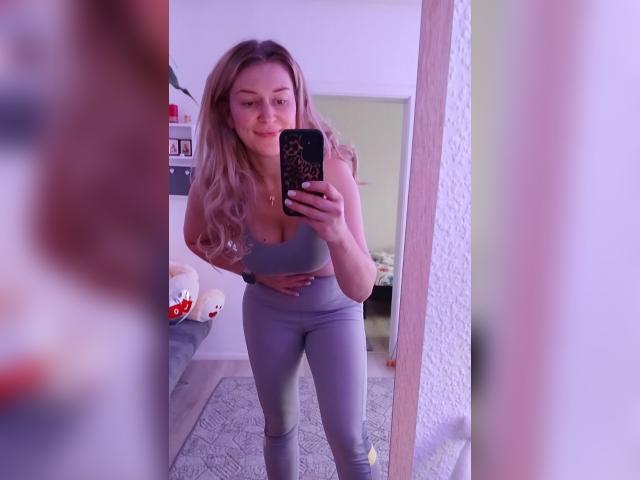 Welcome to cammodel profile for Silvestra07