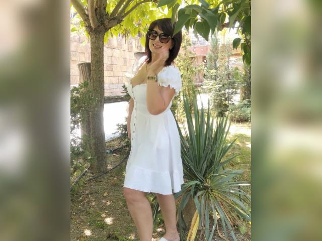 Welcome to cammodel profile for Sweetest99