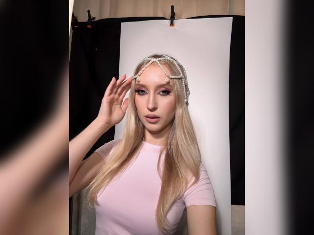 Welcome to cammodel profile for ShineBright333: Ask about my other interests