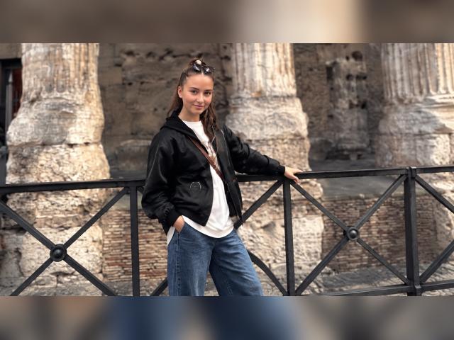 Welcome to cammodel profile for NicoleGray: Dancing