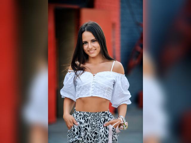 Welcome to cammodel profile for WarmGaze: Conversation