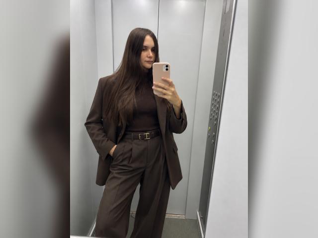 Adult webcam chat with LunaFortuna: Music