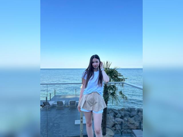 Welcome to cammodel profile for VelvetEyes: Fitness
