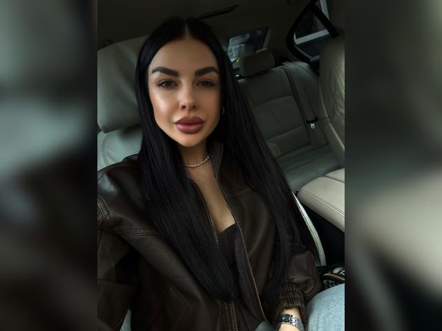 Welcome to cammodel profile for LunaVesper: Dancing