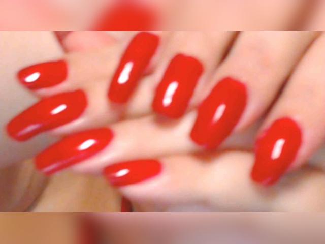 Welcome to cammodel profile for LuckyLilu: Nails
