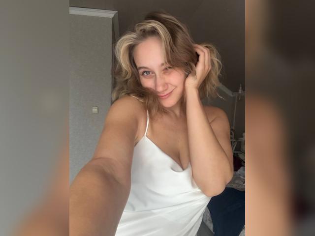 Adult chat with BlushGrl1