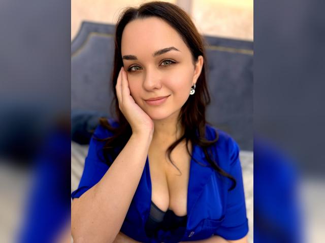 Adult chat with LivR44: Nails