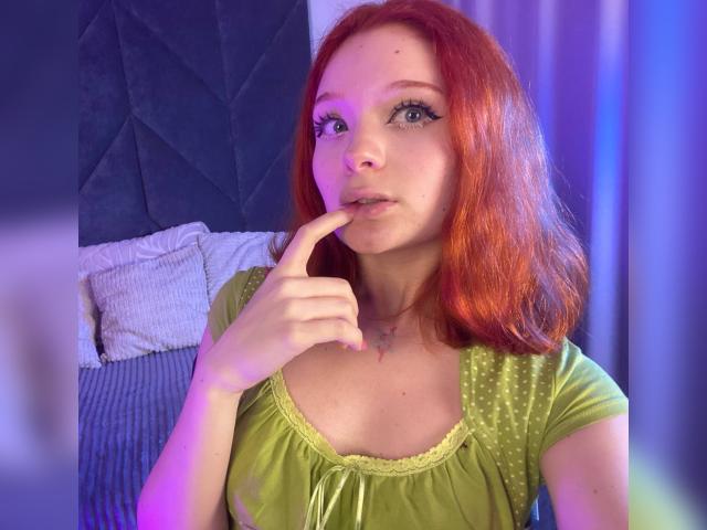 Adult chat with LeslieLoom: Lingerie & stockings