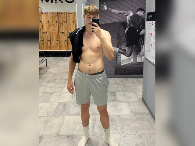 Welcome to cammodel profile for HotGent: Legs, feet & shoes