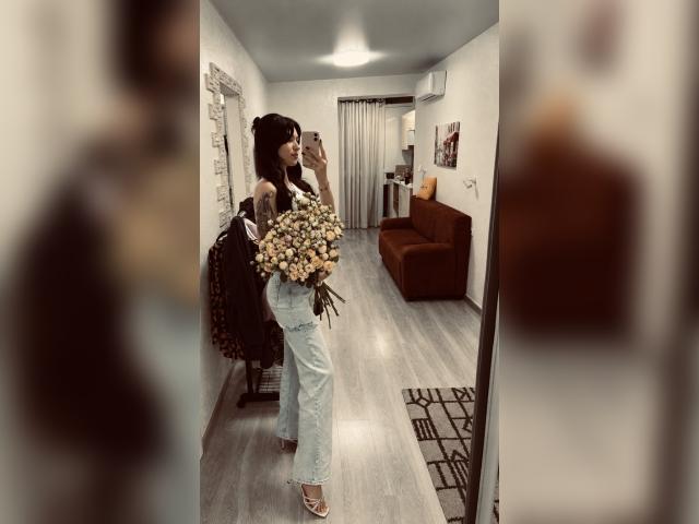 Welcome to cammodel profile for MiaRia11