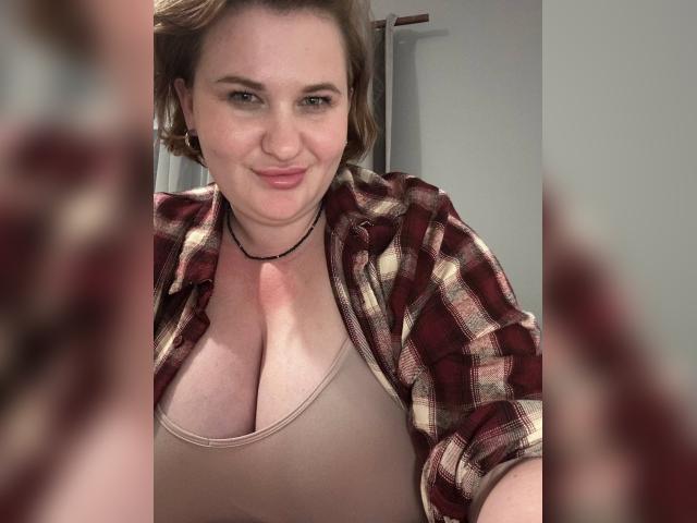 Why not cam2cam with SpicyMe: Humor