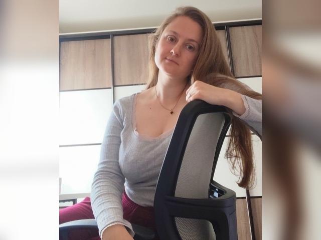 Why not cam2cam with Seraphyne: Exercise