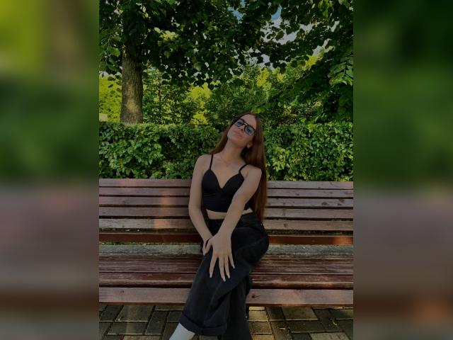 Adult webcam chat with Tesssaaa: Travel