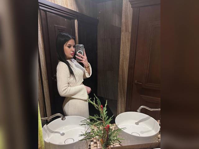 Welcome to cammodel profile for MayaRaya