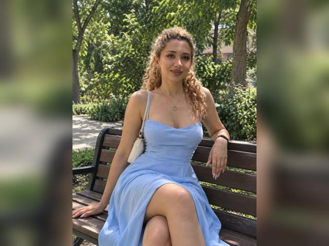 Welcome to cammodel profile for ElisaRose