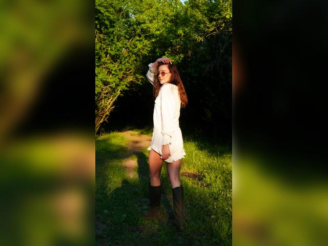 Connect with webcam model SweetStasy: Outdoor Activities