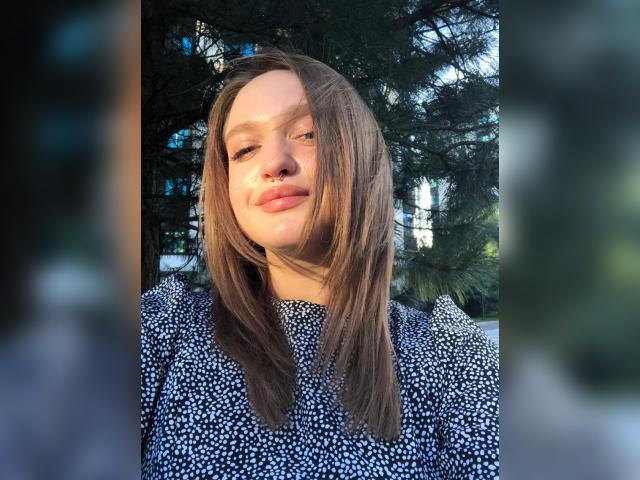 Welcome to cammodel profile for JennyGo: Dancing